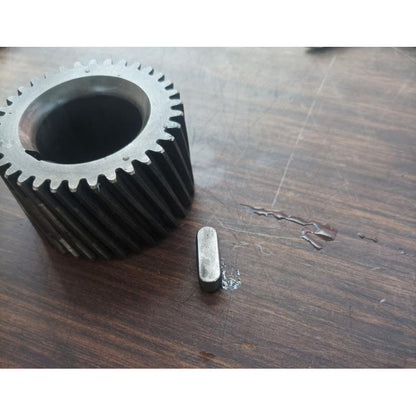 Engrane Manivela Engranaje Cuña Cigueal Motor Kubota V2203