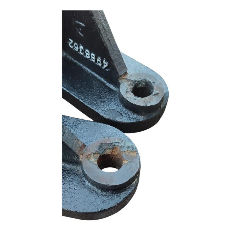Base Soporte Lateral Coraza Motor Cummins 4bt 3.9l Par