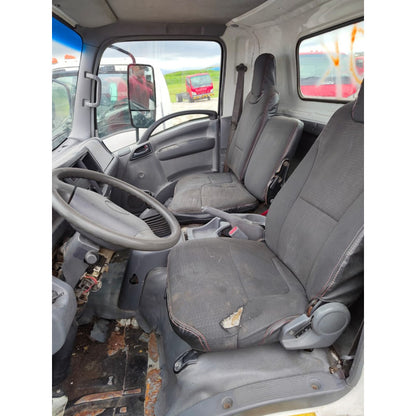 Cabina Isuzu Elf  500 Año 2008