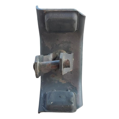 Base Soporte Gancho Cabina Isuzu Elf 450