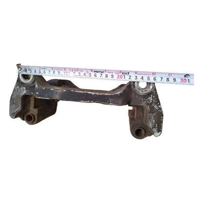 Soporte Base Caliper Eje Delantero Isuzu Elf 450 L R