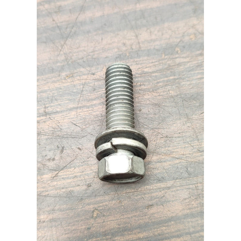 Tornillo Rondana Bomba Acete Motor Navistar Maxxforce 7.6l