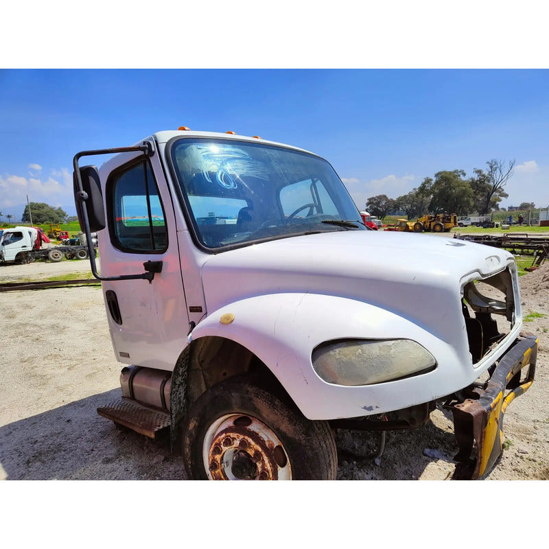 Freightliner M2 2007 Cabina Cofre