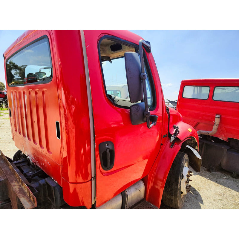 Cabina Cofre Freightliner M2 Año 2007