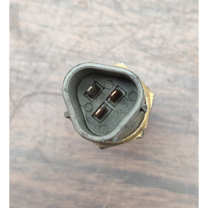 Sensor Toma Agua Hino 300 816 716