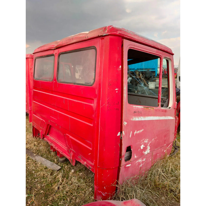 Freightliner Fl70 Fl80 Cabina 2003