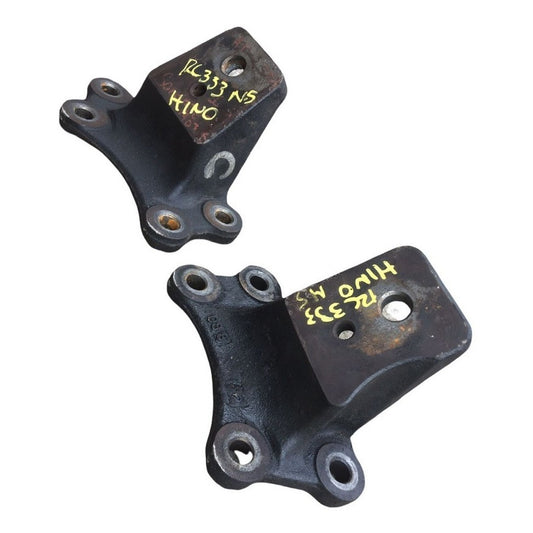 Base Soporte Motor Hino 300 816 716 514 616 Par