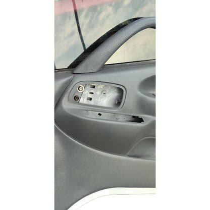 Puerta Copiloto Ayudante Hino 514 616 414 Delantera Derecho Blanco