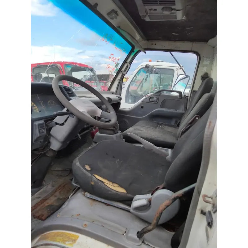 Cabina Isuzu Elf 450 Año 2007 Transparente