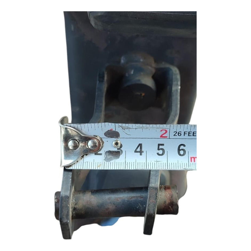 Base Soporte Gancho Cabina Isuzu Elf 450
