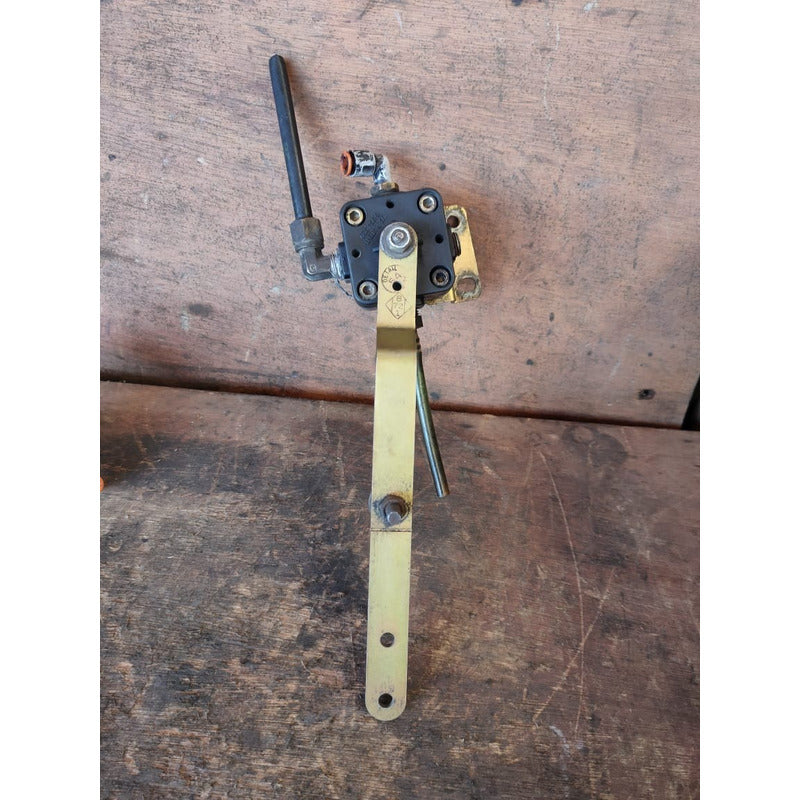 Válvula Reguladora Suspensión De Aire Vs-227 Pata Larga