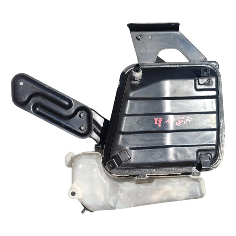 Deposito Tanque Vacío Agua Refrigerante Hino 300 716 816 616