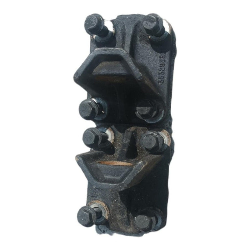 Soporte Motor Coraza Navistar Dt466 International 4300 4700