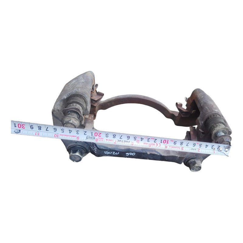 Soporte Base Caliper Eje Delantero Isuzu Elf 500 L Y R