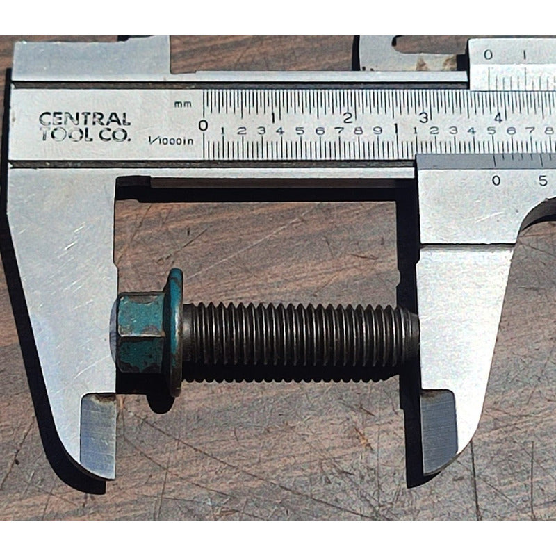 Tornillo Enfriador Aceite Navistar Maxxforce 7.6l