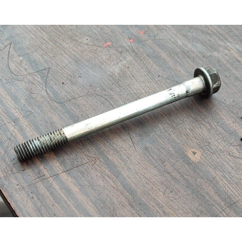 Perno Tornillo Bomba Agua Motor Hino 300 816 716