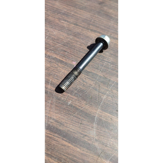 Tornillo Hule Tapa Punterías Motor Isuzu 4hk1 Elf 450 500