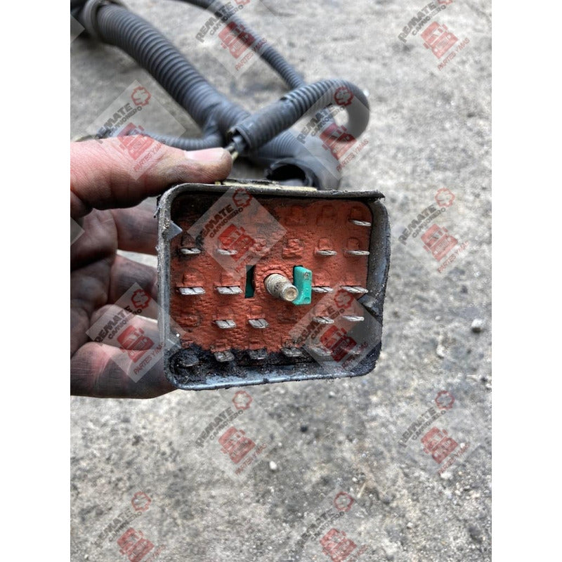 Arnes De Cabina Con Conector Freightliner Fl70 Fl80 Cummins