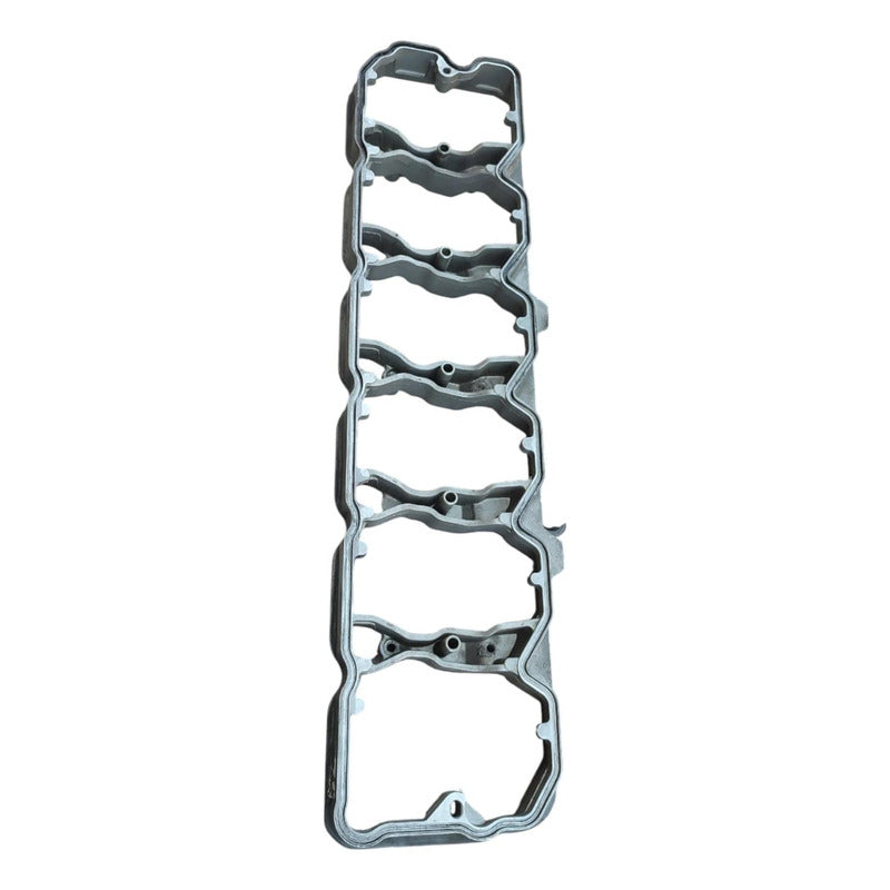 Aumento Base Balancin Cubierta Motor Cummins Isb 6.7l Paccar