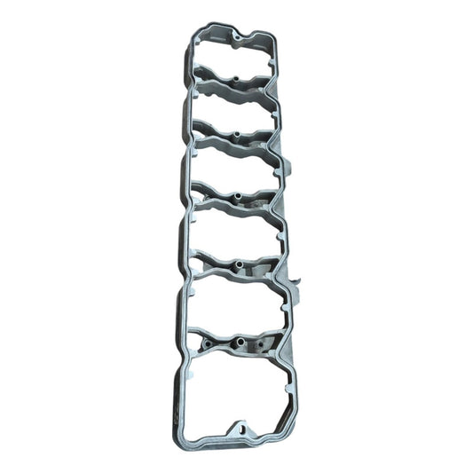 Aumento Base Balancin Cubierta Motor Cummins Isb 6.7l Paccar