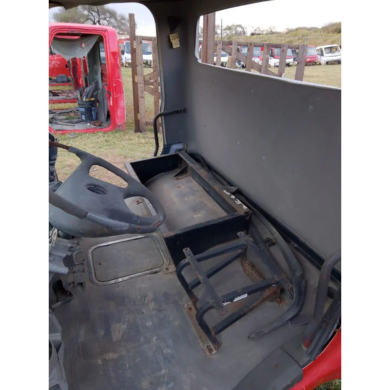Cabina Freightliner M2 2009 Bote