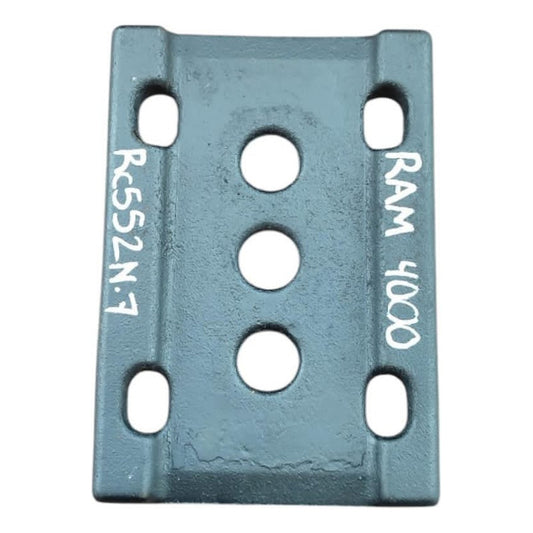 Soporte Base Abrazadera Muelles Diferencial Ram 4000