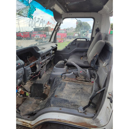 Isuzu Elf 450 Año 2007 Cabina