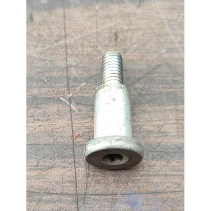 Tornillo Tapa Distribución Motor Isuzu 4jj1 Elf 300