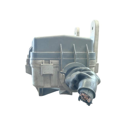 Caja Arnes Fusibles Isuzu Elf 300 2018-2023