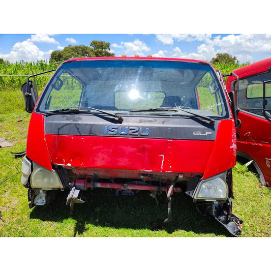 Cabina Isuzu Elf 400 450 500 Año 2007