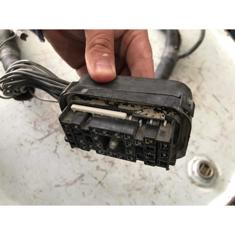 Conector De Cabina Volvo Vnl Tractocamion