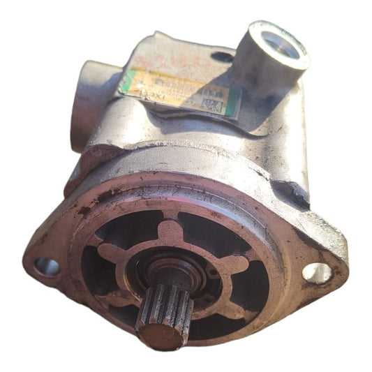 Bomba De Direccion Hidraulica Licuadora Navistar Maxxforce
