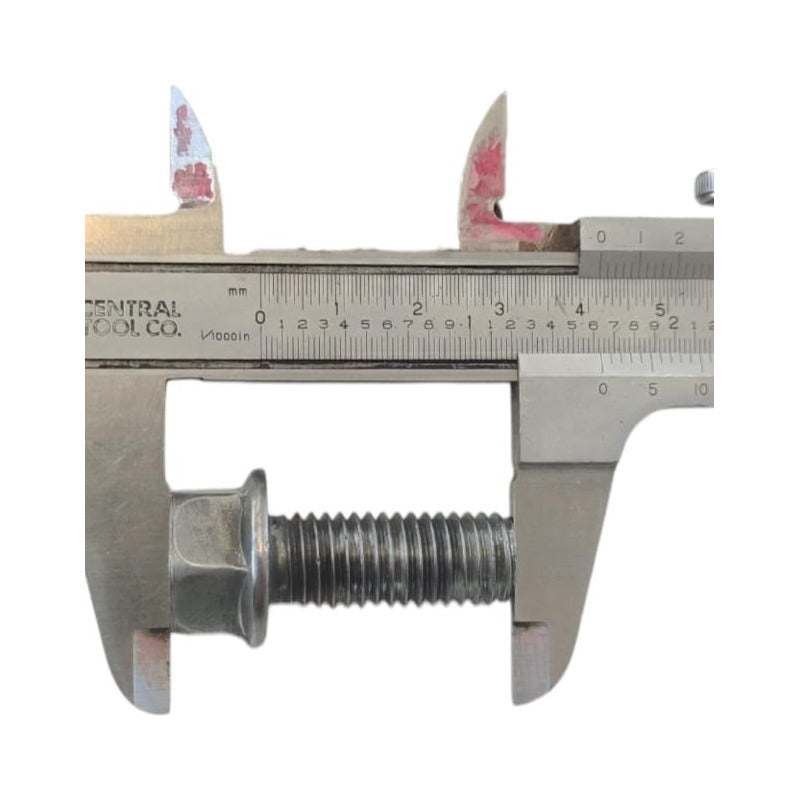 4 Tornillos Soporte Cabeza Motor Isuzu 4hk1 Elf 400 450 500