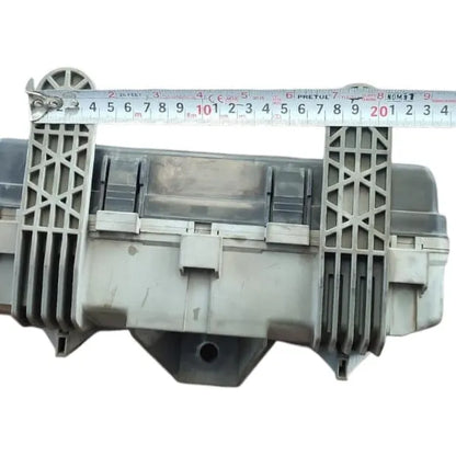 Caja Arnes Fusibles Isuzu Elf 300 2018-2023
