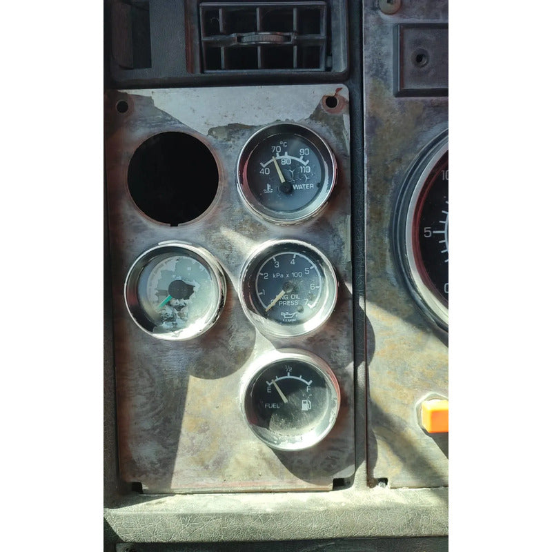 Cabina Kenworth T300 Año 2003 Por Partes