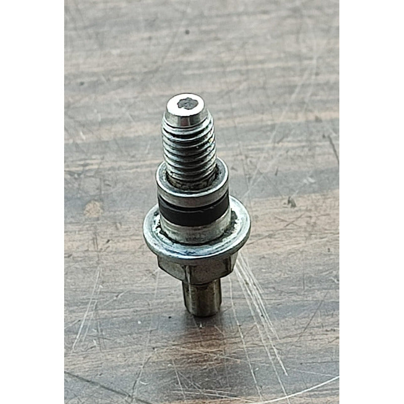 Tornillo Carter Motor Isuzu 4hk1 Elf 450 500