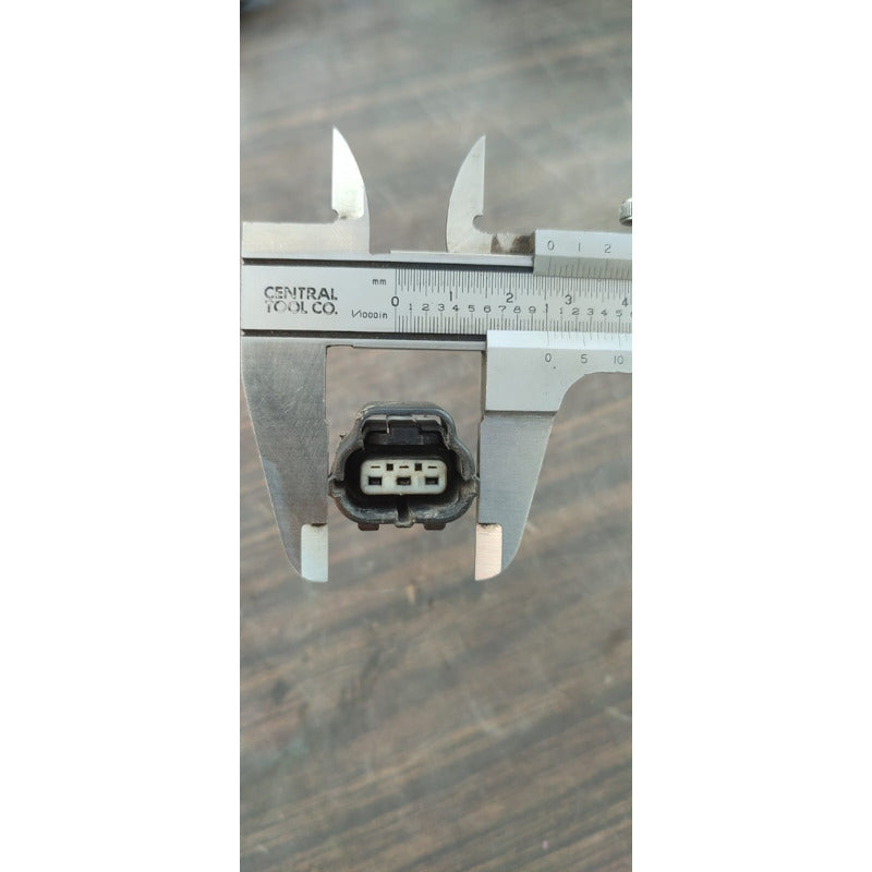 Conector Sensor Riel Común Motor Isuzu 450 500