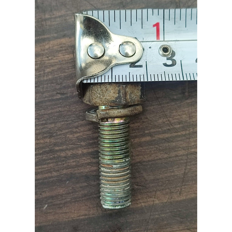 Tornillo Coraza Motor Kubota V2203 Carrier Tuerca 8 Piezas