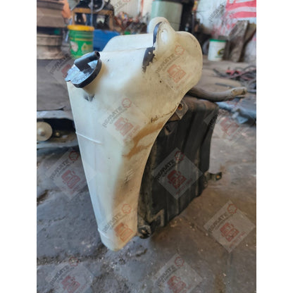 Deposito Tanque Vacío Agua Refrigerante Hino 300 716 816 616