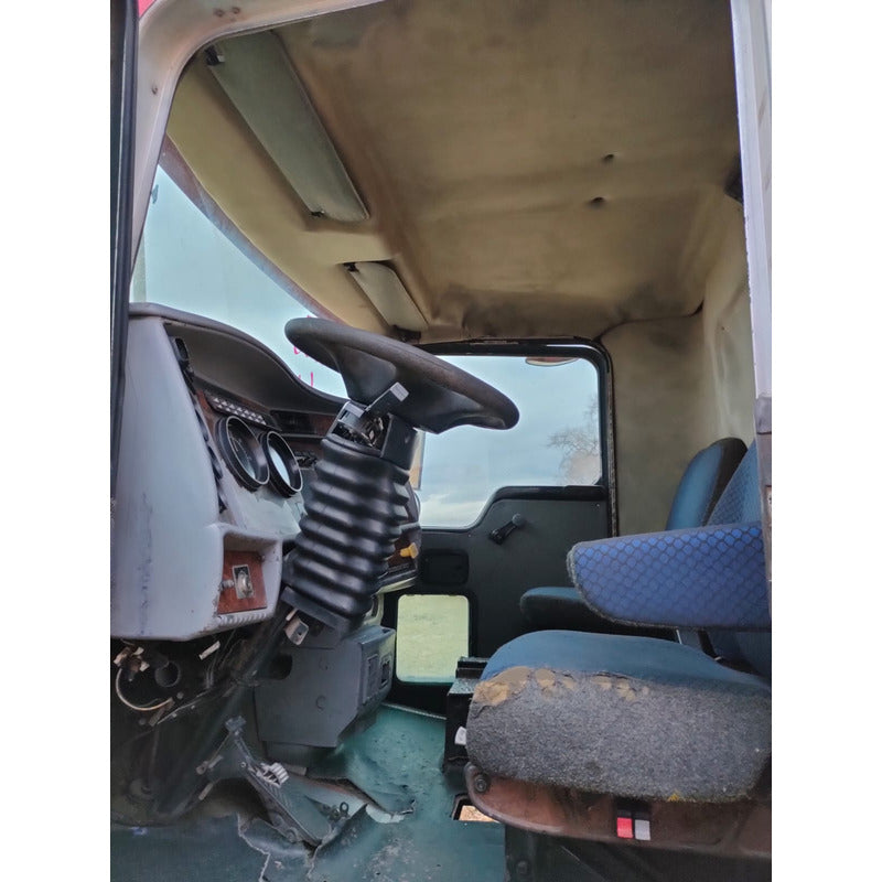 Cabina Kenworth Año 2003 T300