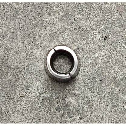 Cuña Seguro Resorte Válvula Cabeza Motor Isuzu 4jj1 Elf 200