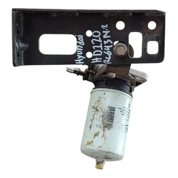Base Soporte Filtro Diesel Cebadora Bomba Purgador Hyundai Blanco