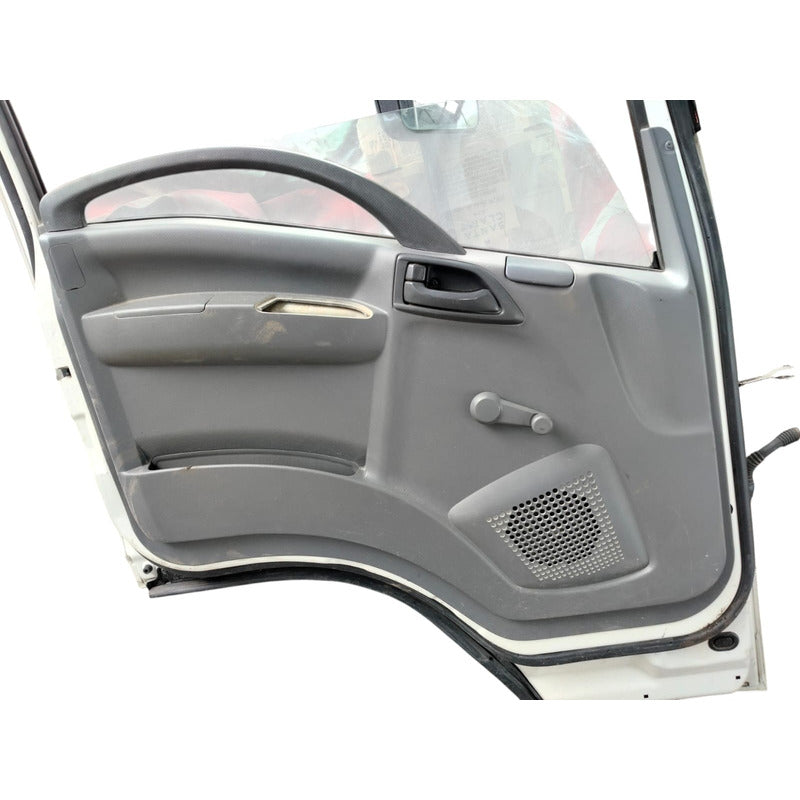 Puerta Piloto Isuzu Elf  300 2018-2023 Delantera Blanco