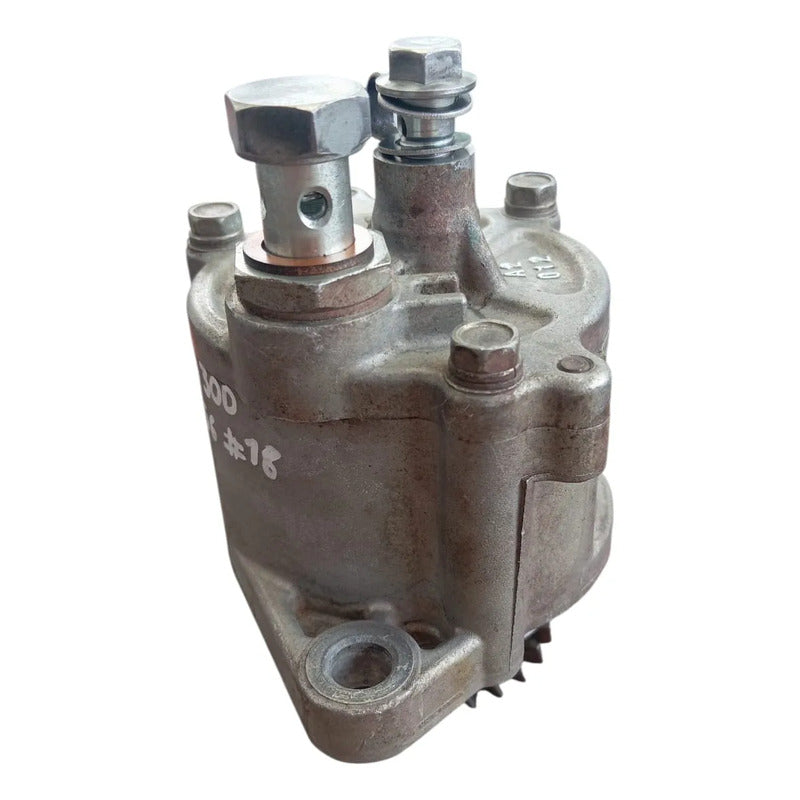 Bomba Vacio Con Tornillos Hino N04 300 716 816 514 616