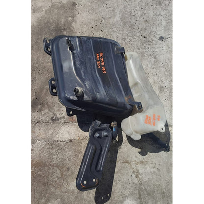 Deposito Tanque Vacío Agua Refrigerante Hino 300 716 816 616