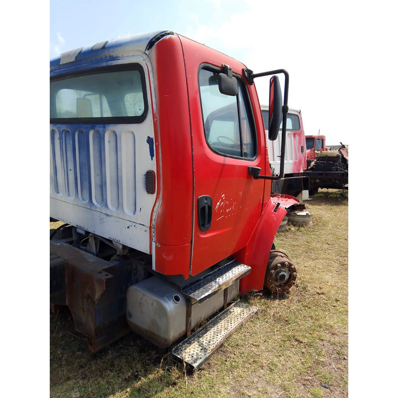 Cabina Freightliner M2 2005