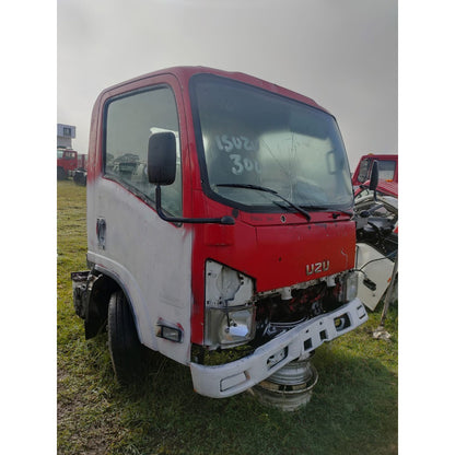 Cabina Isuzu Elf 300 Año 2011