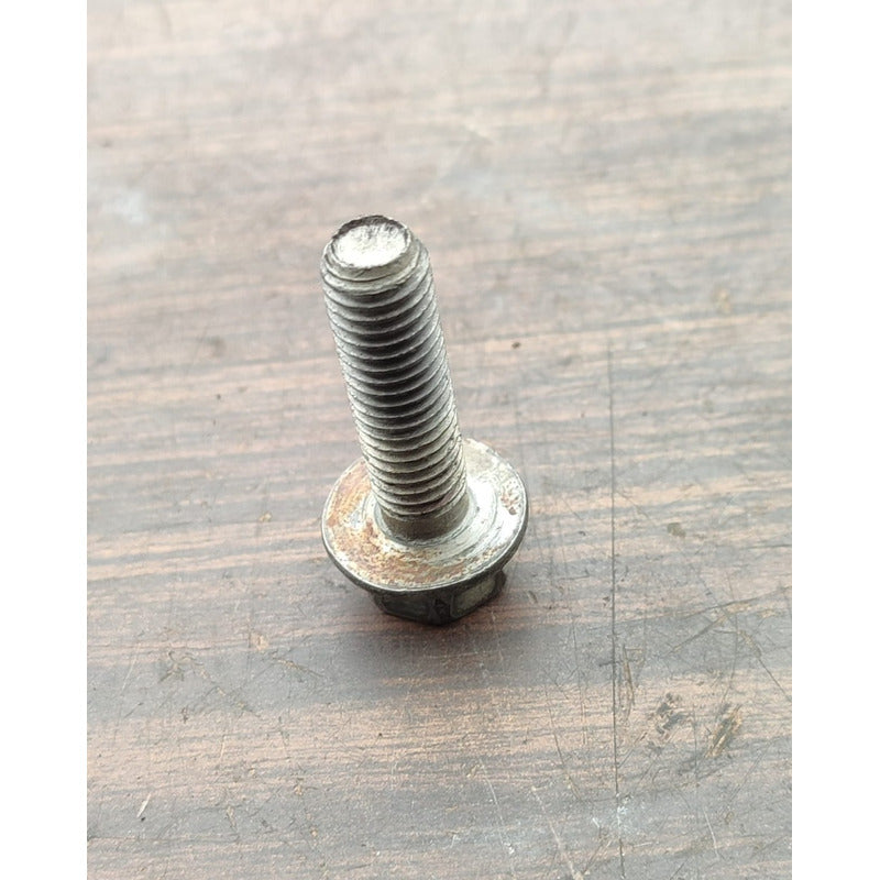 Tornillo Coraza Concha Motor Navistar Maxxforce 7.6l Inter