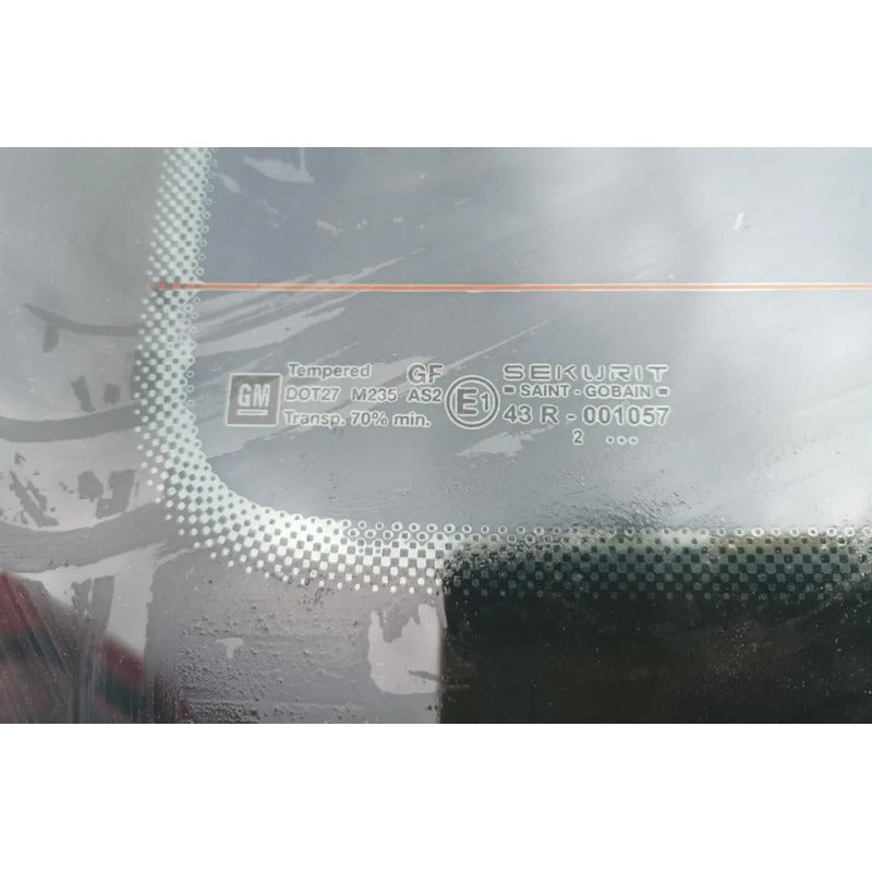 Medallon Cristal Trasero Chevrolet Vectra