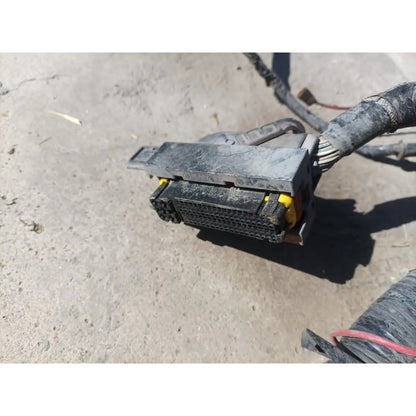 Arnés Conector Modulo Caja Fusibles Isuzu 4jj1 Elf 200 300